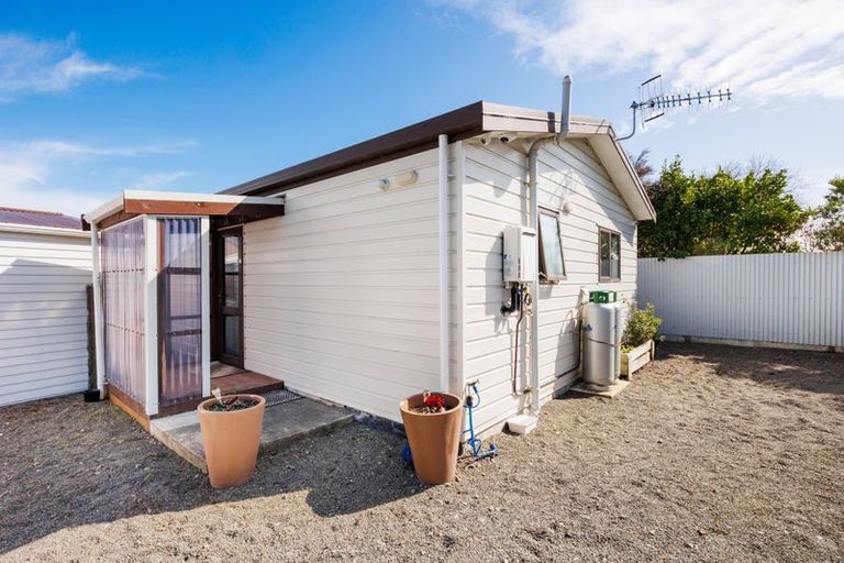Photo of property in 49 Kaimanawa Street, Kelvin Grove, Palmerston North, 4414