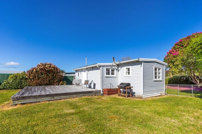 Photo of property in 104 Rangatira Drive, Mangakino, 3421