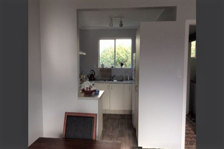 Photo of property in 1/14 Liddel Grove, Island Bay, Wellington, 6023