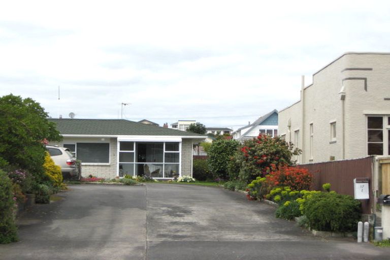 Photo of property in 1/17 Whiteley Street, Moturoa, New Plymouth, 4310