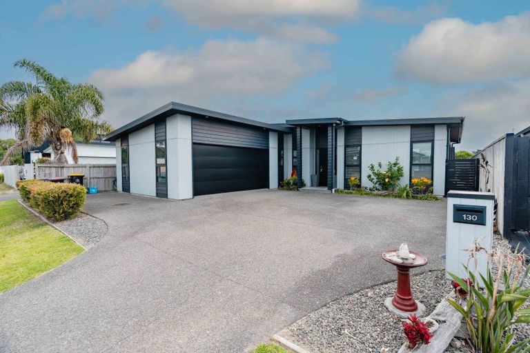 Photo of property in 130 Coast Boulevard, Papamoa Beach, Papamoa, 3118