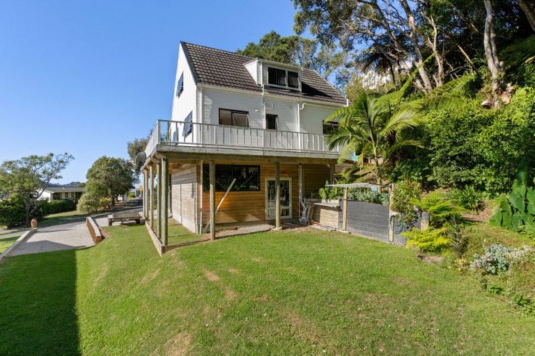 Photo of property in 338 Onemana Drive, Onemana, Whangamata, 3691