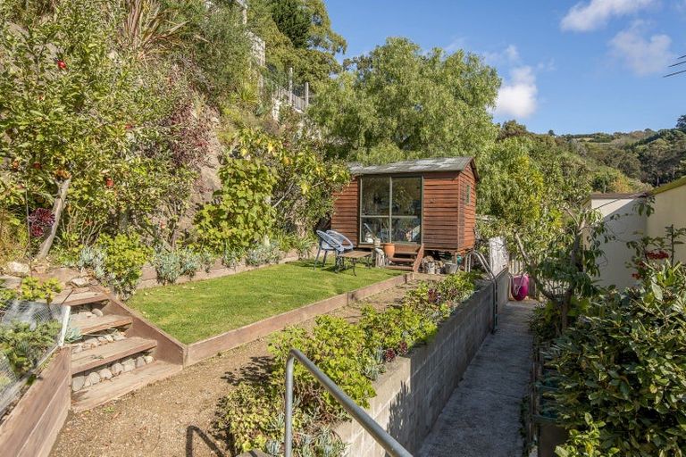 Photo of property in 27 Augusta Street, Redcliffs, Christchurch, 8081