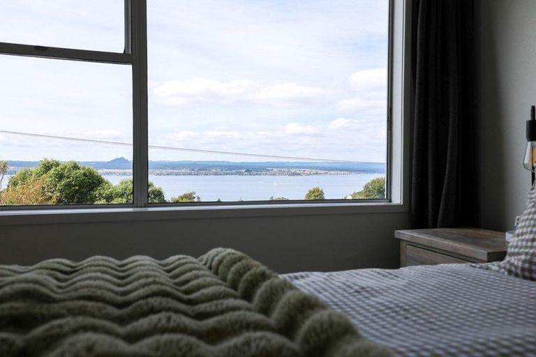 Photo of property in 96 Wakeman Road, Acacia Bay, Taupo, 3330