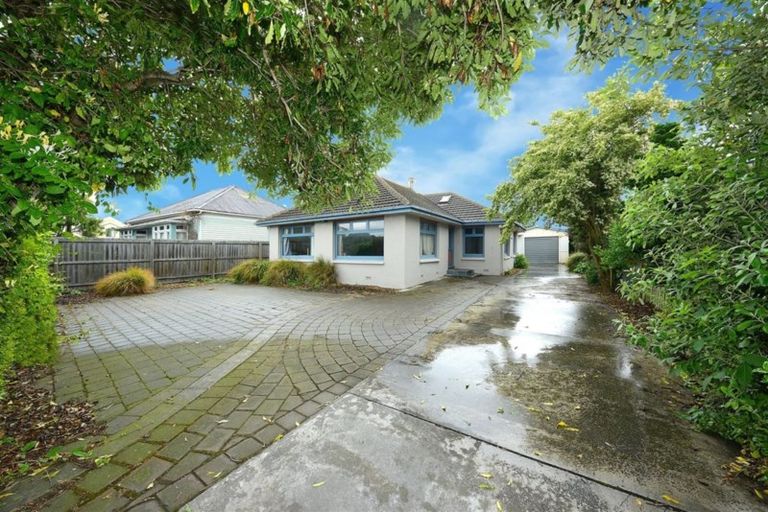 Photo of property in 64 Wharenui Road, Upper Riccarton, Christchurch, 8041