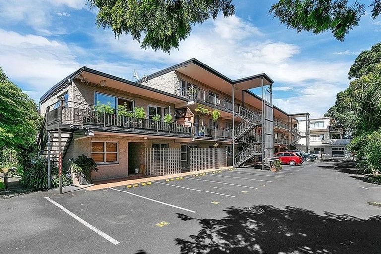Photo of property in 23/43 Woodward Road, Mount Albert, Auckland, 1025