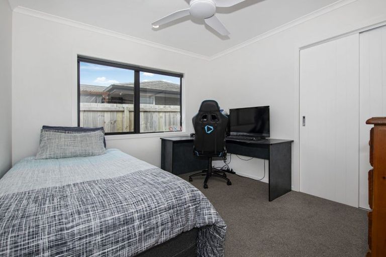 Photo of property in 98 Wairau Drive, Tikipunga, Whangarei, 0112