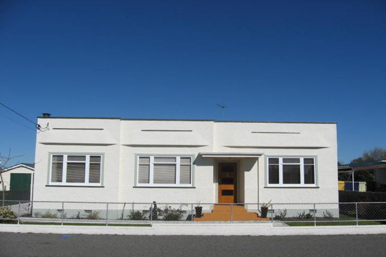 Photo of property in 26 Richmond Road, Carterton, 5713