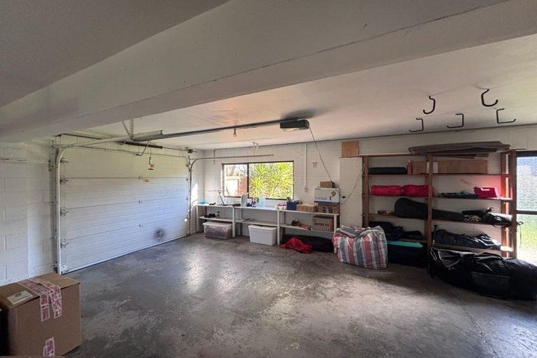 Photo of property in 60 Dunbarton Street, Redwood, Christchurch, 8051