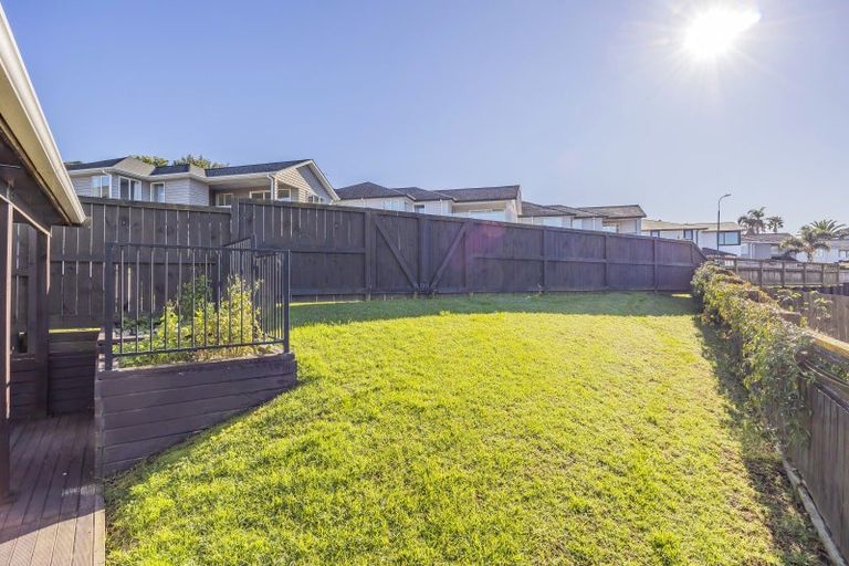 Photo of property in 10 Clea View, Gulf Harbour, Whangaparaoa, 0930