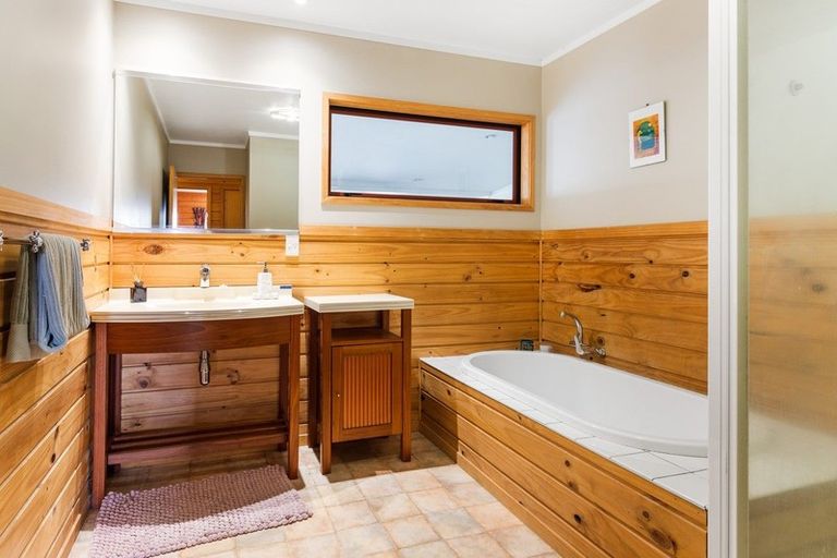 Photo of property in 52c Williams Road South, Pyes Pa, Tauranga, 3173