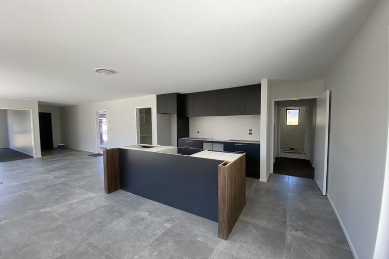 Photo of property in 19 Crossley Avenue, Woodend, 7610