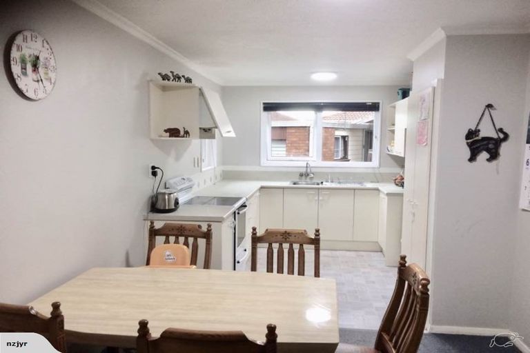 Photo of property in Birchdale Courts, 9/69a Yaldhurst Road, Sockburn, Christchurch, 8042