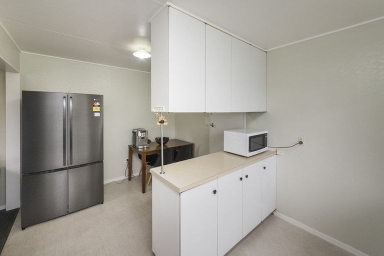 Photo of property in 15 Meadowbrook Drive, Cloverlea, Palmerston North, 4412