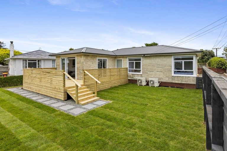 Photo of property in 14 Cowling Road, Hurdon, New Plymouth, 4310