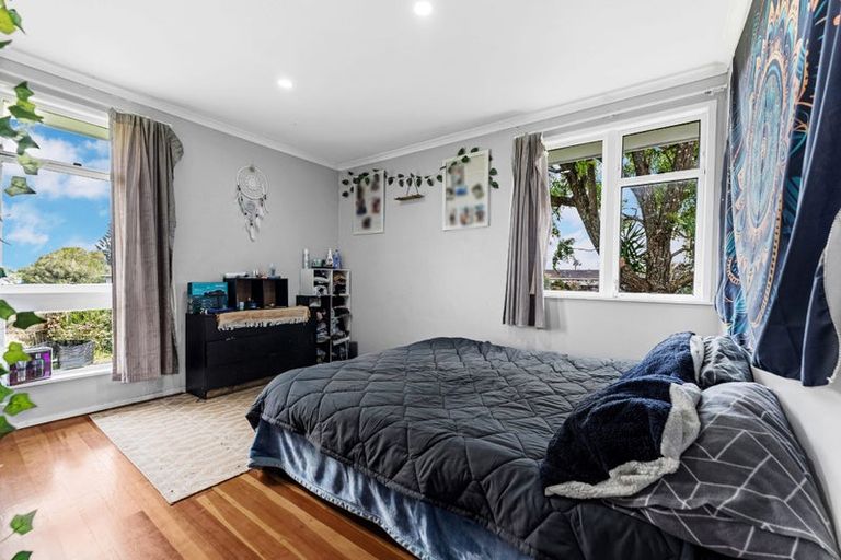 Photo of property in 5 Dulcie Place, Red Hill, Papakura, 2110