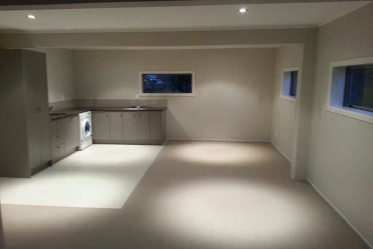 Photo of property in 149 Bleakhouse Road, Mellons Bay, Auckland, 2014