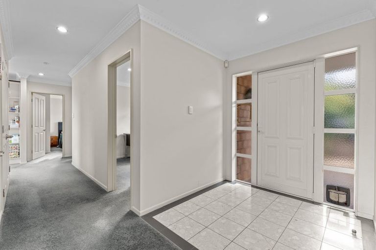 Photo of property in 29 Leafield Crescent, Henderson, Auckland, 0612