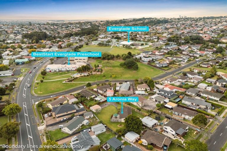 Photo of property in 5 Aronia Way, Goodwood Heights, Auckland, 2105