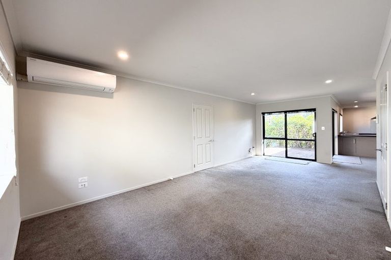 Photo of property in 1 Barwick Place, Stanmore Bay, Whangaparaoa, 0932