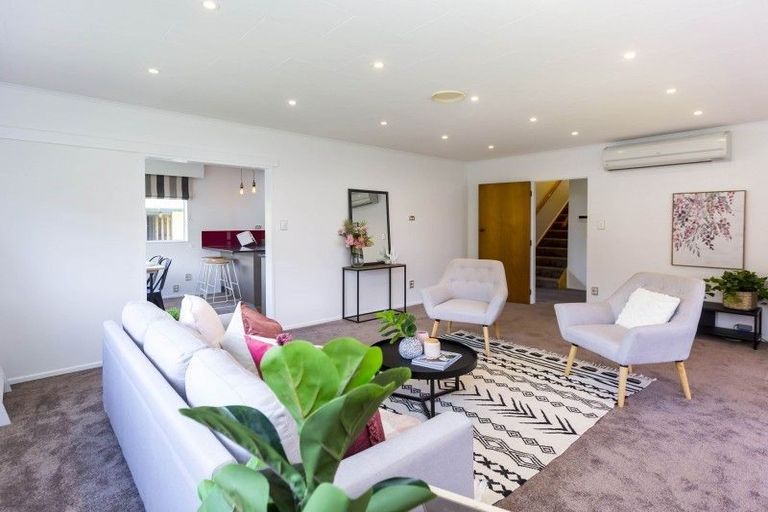 Photo of property in 15 Haylock Grove, Totara Park, Upper Hutt, 5018