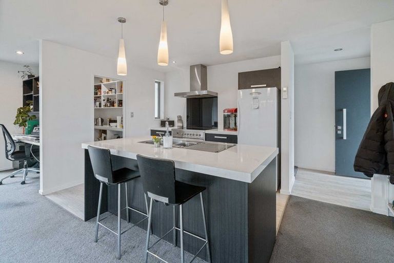 Photo of property in 28 Gosling Crescent, Halswell, Christchurch, 8025