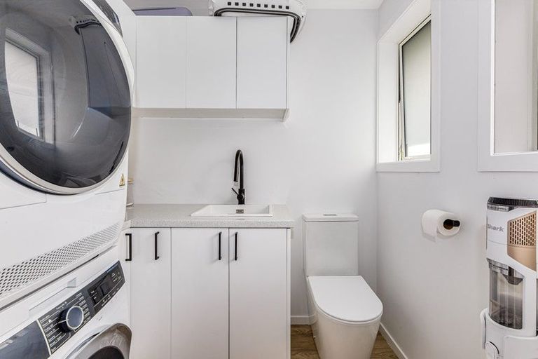 Photo of property in 10 Christchurch Crescent, Kelson, Lower Hutt, 5010