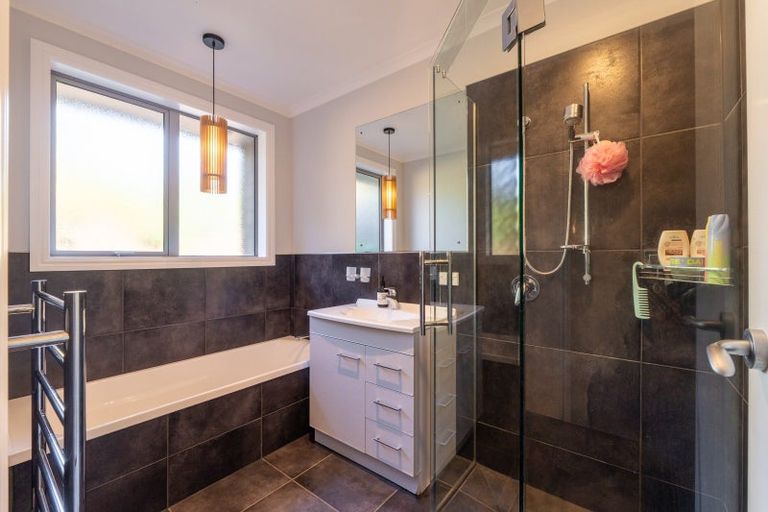 Photo of property in 57 Matua Grove, Otatara, Invercargill, 9879