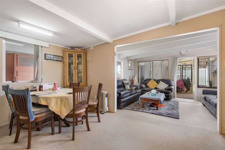 Photo of property in 16 Levley Lane, Katikati, 3129