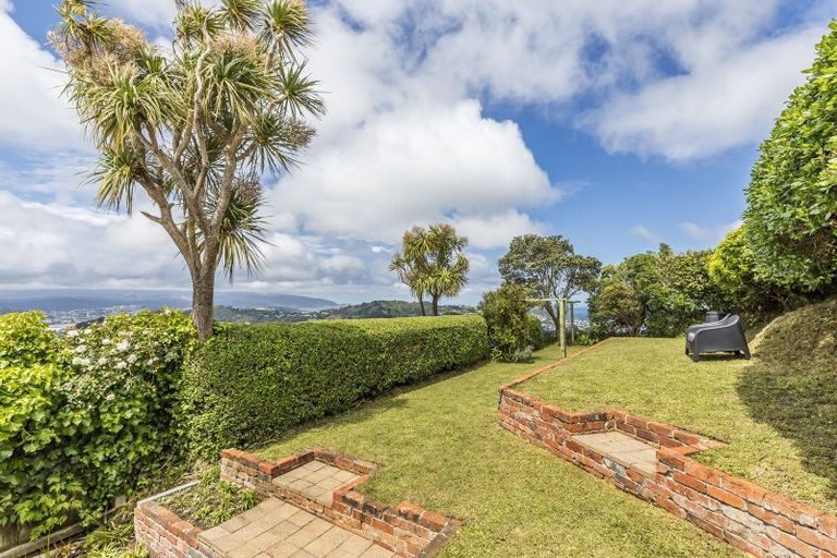 Photo of property in 9 Connaught Terrace, Brooklyn, Wellington, 6021