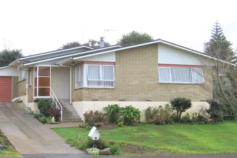 Photo of property in 24 Sunnyhills Avenue, Glenview, Hamilton, 3206