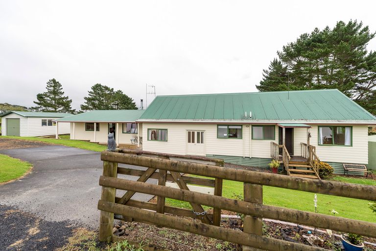 Photo of property in 182 Amreins Road, Taupaki, Henderson, 0782
