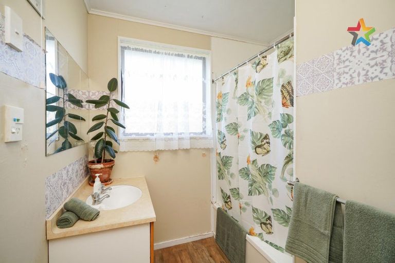 Photo of property in 107 Mavora Crescent, Heidelberg, Invercargill, 9812