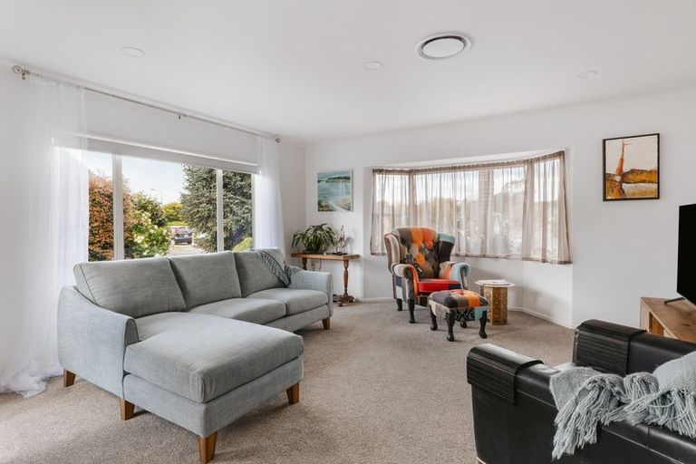 Photo of property in 5 Links View Drive, Omokoroa, 3114