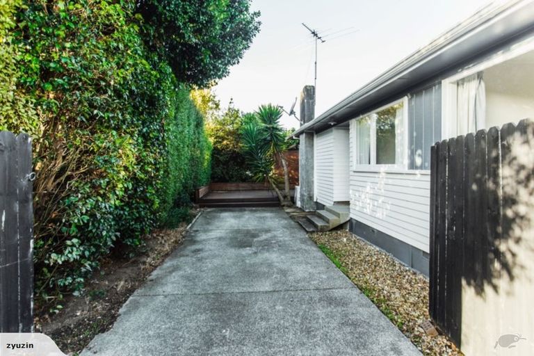 Photo of property in 21 Mcquarrie Avenue, Wattle Downs, Auckland, 2103