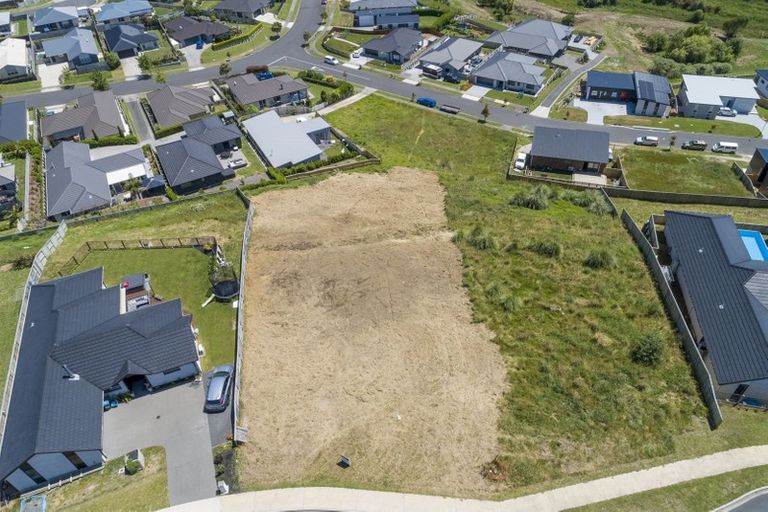 Photo of property in 27 Moira Close, Welcome Bay, Tauranga, 3175