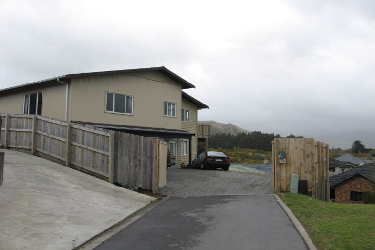 Photo of property in 34 Harry Shaw Way, Raumati South, Paraparaumu, 5032