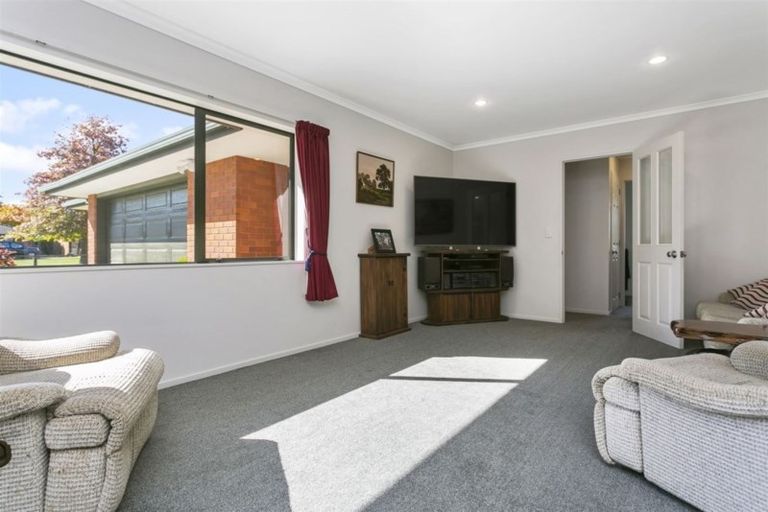 Photo of property in 20 De La Mare Drive, Leamington, Cambridge, 3432