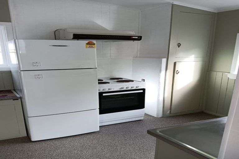 Photo of property in 35 Woodhaugh Street, Woodhaugh, Dunedin, 9010