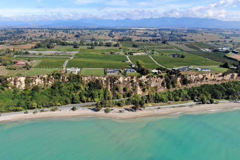 Photo of property in 68 Admirals Way, Ruby Bay, Mapua, 7173