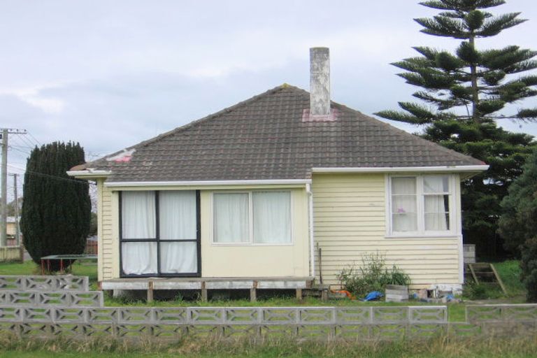 Photo of property in 18 Herrington Street, Foxton, 4814