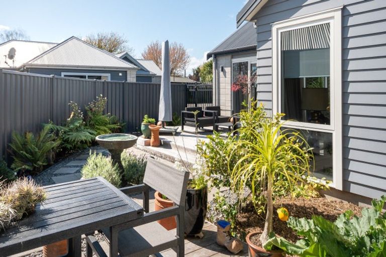 Photo of property in 5a Guthrie Road, Havelock North, 4130