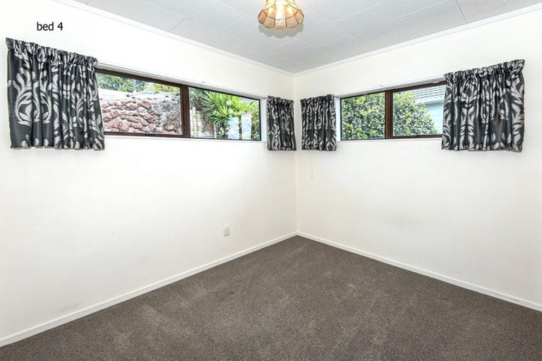 Photo of property in 34 Raumati Crescent, Onerahi, Whangarei, 0110