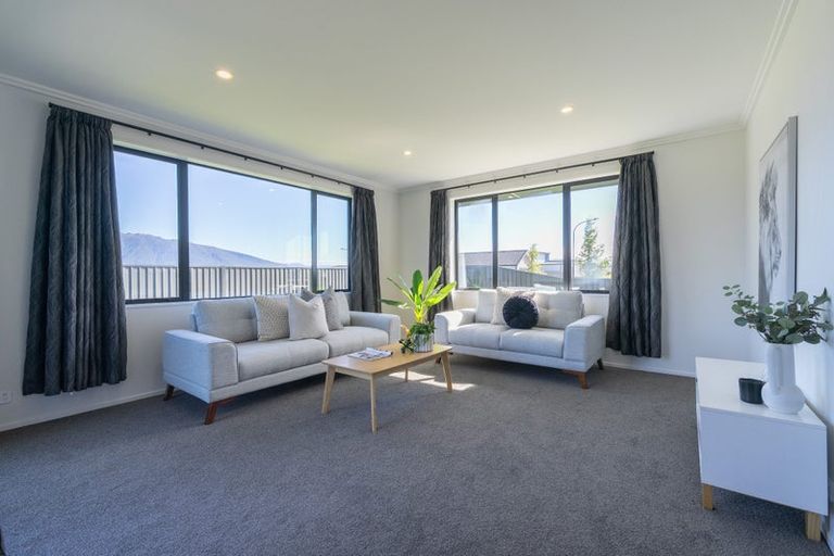 Photo of property in 9 Chaney Place, Te Anau, 9600