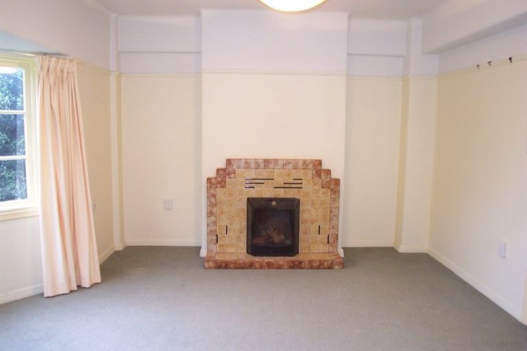 Photo of property in 82 Majoribanks Street, Mount Victoria, Wellington, 6011
