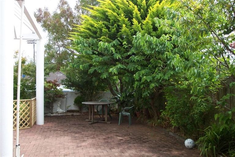 Photo of property in 1/24 Clonbern Road, Remuera, Auckland, 1050