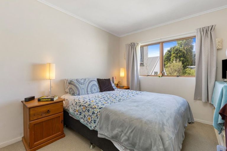 Photo of property in 11/29 James Street, Glenfield, Auckland, 0629