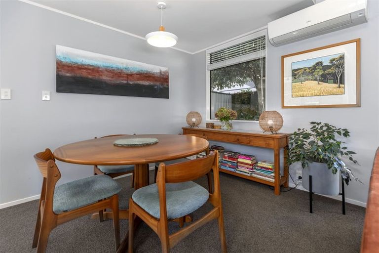 Photo of property in 1/25a Beach Road, Te Atatu Peninsula, Auckland, 0610