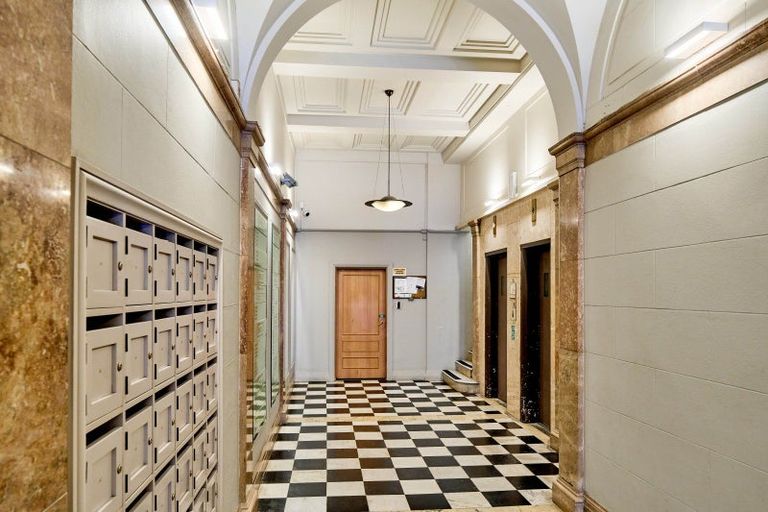 Photo of property in Kelvin House, 4h/16 The Terrace, Wellington Central, Wellington, 6011