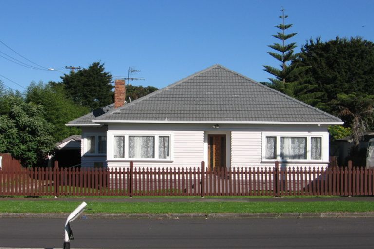 Photo of property in 26a Cambridge Terrace, Papatoetoe, Auckland, 2025